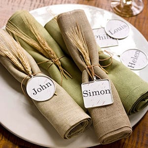 Natural Thanksgiving Napkins DIY thanksgiving decoration