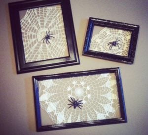 Spooky Spider Doily Picture Frame