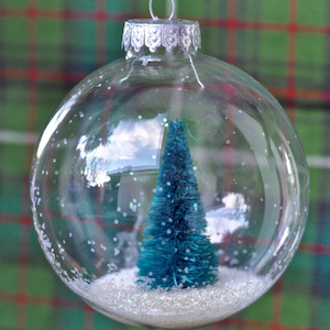 Snow Globe Ornaments 