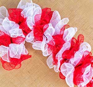 Deco Mesh Christmas Candy Cane Wreath