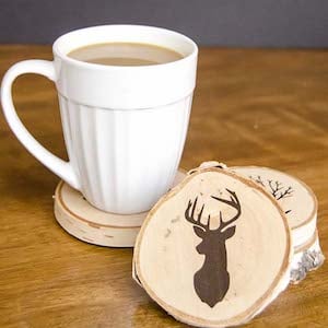 DIY Painted Wood Slice Coasters Christmas gift 