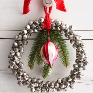 DIY Jingle Bell Burlap Garland & Winter Wonderland Christmas