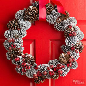 Pinecone Christmas Wreath 