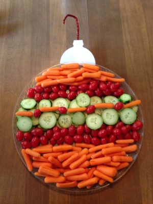 Christmas Ornament Veggie Platter