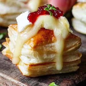 Cranberry Brie Bites New Years eve appetizer