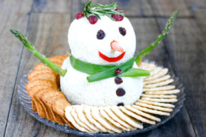 Snowman Cheeseball Christmas appetizer