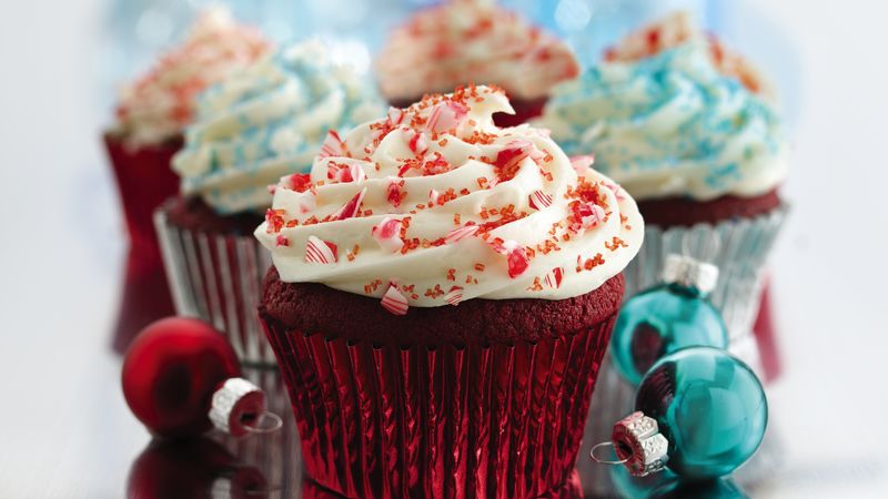 Red Velvet Cupcakes with Cream Cheese Filling and Frosting