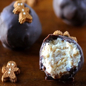 Gingerbread Oreo Cookie Balls