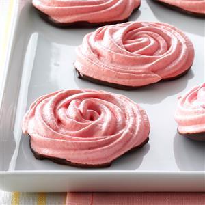 Chocolate-Dipped Strawberry Meringue Roses