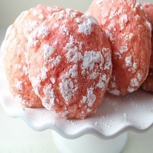 Strawberry Cool Whip Cookies