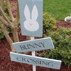 Bunny Crossing yard Sign 