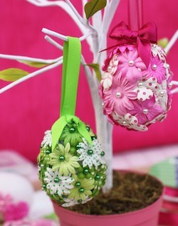 Flower Easter Egg Ornament 