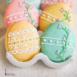 Easter Egg Macarons