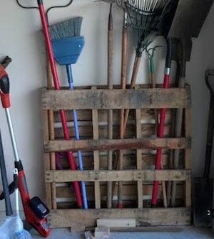 DIY garden Tool Organization idea using a pallet