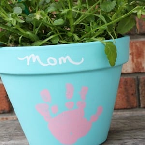 Mother’s Day Keepsake handprint Flower pot gift from kids