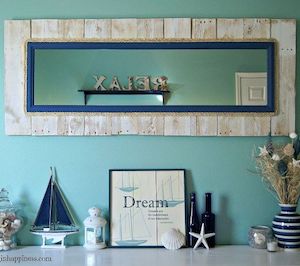 Coastal Pallet Mirror decorating idea