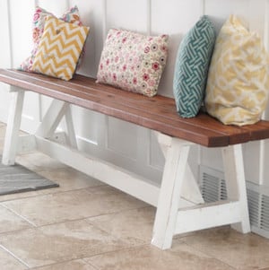 DIY Farmhouse Bench entryway decor