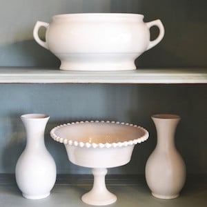 Thrift Store Plates and Vases Farmhouse decor idea