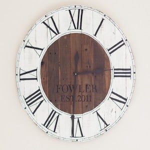 Pallet Wood Farmhouse Clock