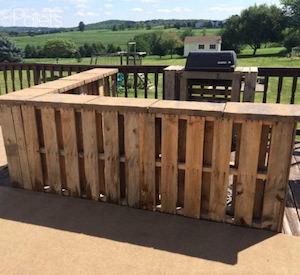 Wooden Outdoor Bar pallet project