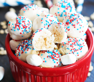  4th of July Rice Krispy Balls Dessert