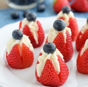 Cheesecake Stuffed Strawberries 4th of july appetizer