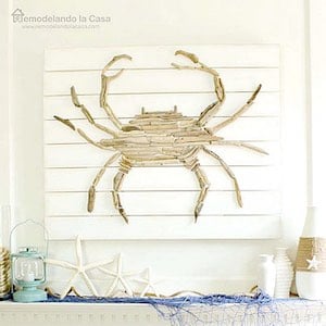 Driftwood Crab Art coastal decorating idea