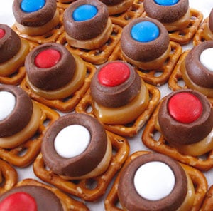  Patriotic Caramel Pretzel Bites