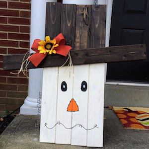 fall scarecrow pallet sign for outdoors