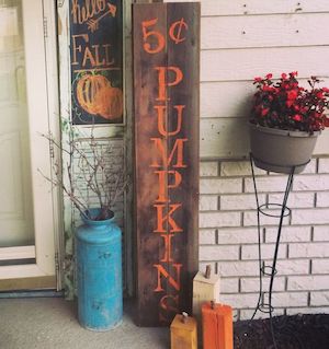 outdoor rustic pallet pumpkin sign fall decoration