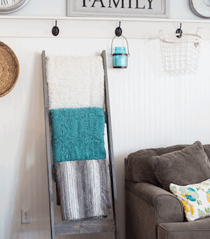 Blanket Ladder DIY apartment decorating idea