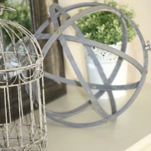 DIY Decorative Orb apartment decorating idea