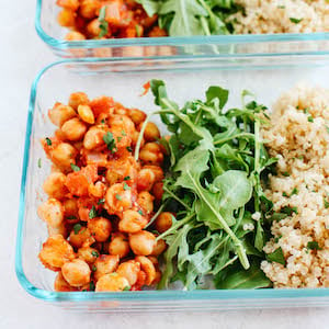 Spicy Chickpea Quinoa vegetarian meal prep bowl