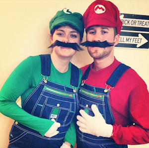 last minute Mario and Luigi funny halloween costume for couples