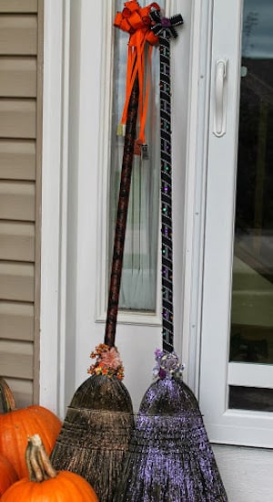 Witch Broom DIY Halloween Decoration for the porch