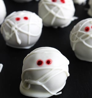 Pumpkin Cheesecake Truffle Mummies