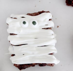 Easy Mummy Brownies