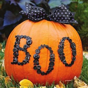 Boo Button Word on pumpkin with a bow