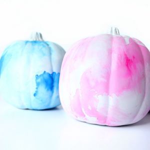 DIY Watercolor Pumpkins 