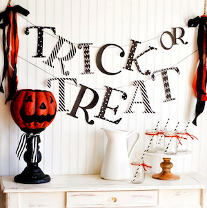 “Trick or Treat” Banner for a halloween party