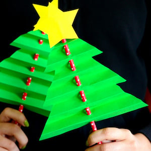 Árbol de Navidad de papel acordeón