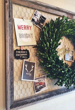 Chicken Wire Christmas card Board with farmhouse wreath