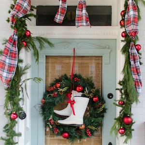 Christmas Front Door Decorating Idea