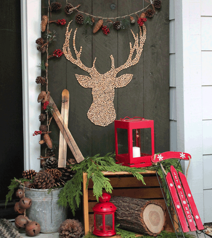 Simple Rustic Christmas porch Decorations 