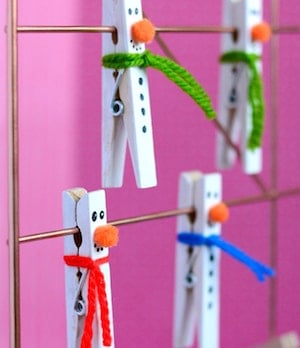 easy Clothespin Snowman Christmas Craft for kids