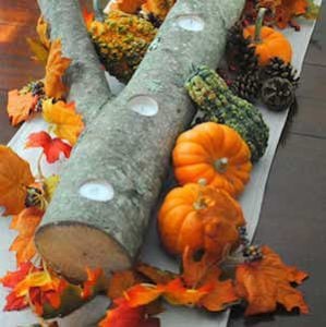 Log Candle Centerpiece DIY Thanksgiving Table Decorations