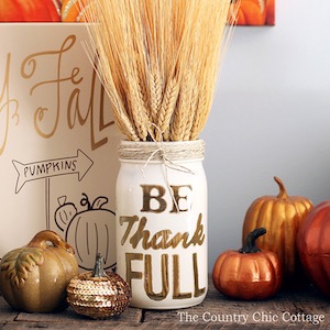 DIY Thanksgiving Mason Jar Decorations