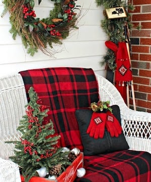 Christmas Front Porch Loveseat