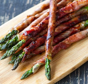 Prosciutto Wrapped Asparagus Appetizer