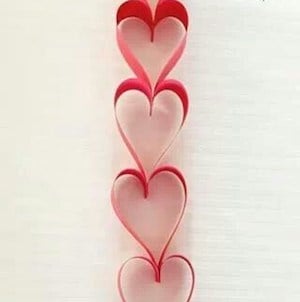 Heart Garland Valentine's Day decor idea